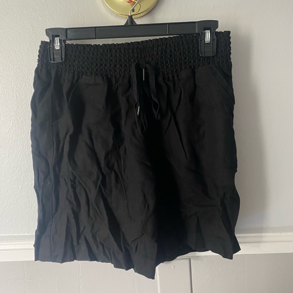 Westbound Shorts. Size S. Color: black